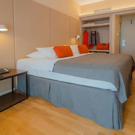 Herodion Hotel 4*